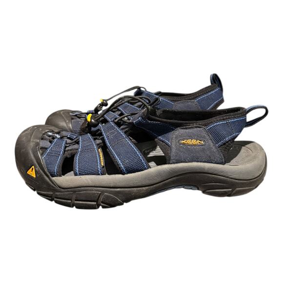 Keen Newport H2 Sandals Men\'s Size 8.5 Blue Grey Waterproof Closed Toe Bungee